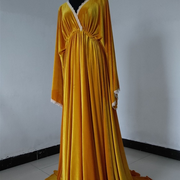 OSFM Golden Velvet Boho Maternity Dress fits multiple sizes - Picture 2 of 3